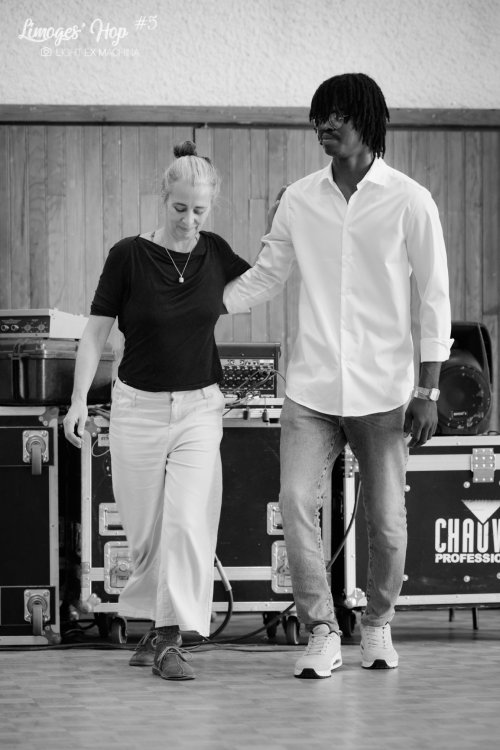 Limoges'Hop #5

Partage libre à des fins non promotionnelles ou commerciales, en créditant l'auteur (@lightexmachina).

© Alexandre - LIGHT EX MACHINA 2023, tous droits réservés.